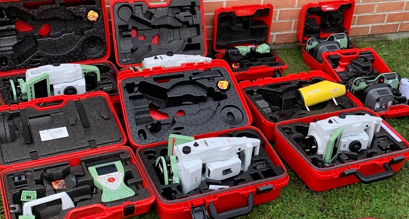 LOC8